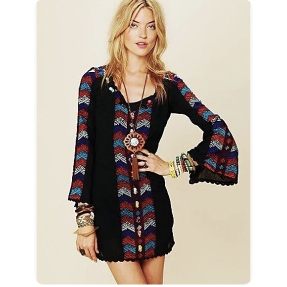 Free People Misty Meadows Black Embroidered Boho Festival Mini Dress 10 Rare